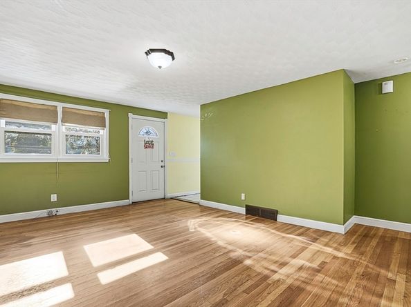 24 Overlook Avenue, Dedham MA 02026