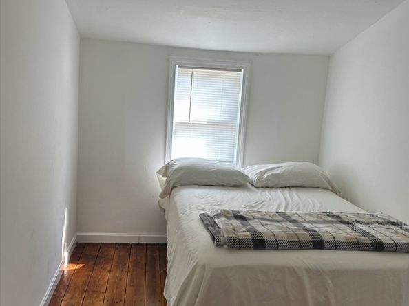 134 S Walnut St, Quincy MA 02169