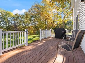 7 Dempsey Way, Westford MA 01886