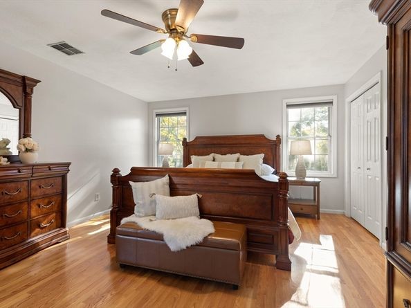 7 Dempsey Way, Westford MA 01886