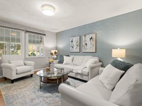 7 Dempsey Way, Westford MA 01886