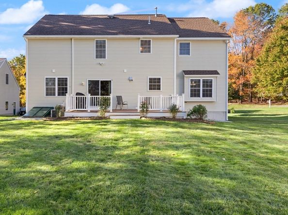 7 Dempsey Way, Westford MA 01886