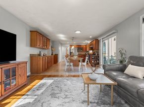 7 Dempsey Way, Westford MA 01886