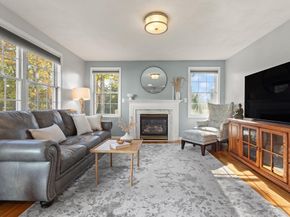 7 Dempsey Way, Westford MA 01886