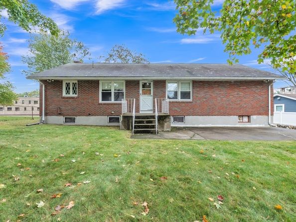 411 Franklin St, Framingham MA 01702