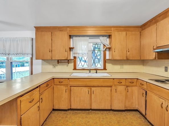 411 Franklin St, Framingham MA 01702