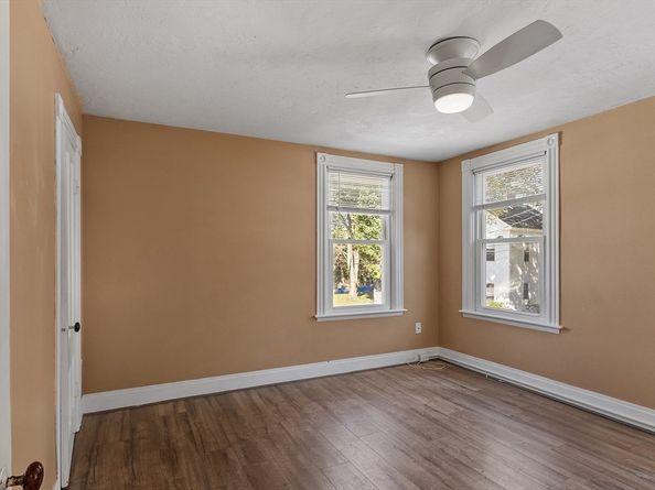 58 Nelson St, Warren MA 01083