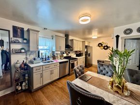 25 Pearl St, Clinton MA 01510