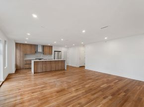 6 Devine Way 2, Boston MA 02127