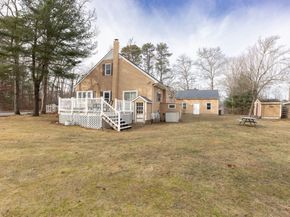 14 Briarwood Drive, Wareham MA 02751