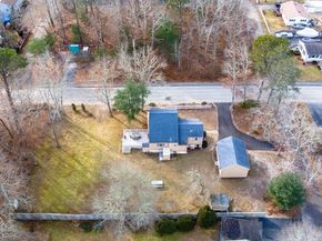 14 Briarwood Drive, Wareham MA 02751