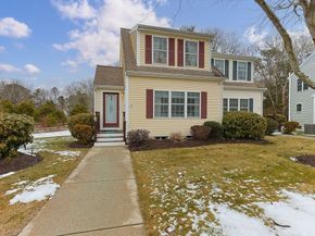 32 Carleton St 32, Wareham MA 02558