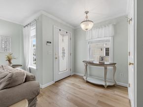 32 Carleton St 32, Wareham MA 02558