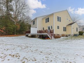 32 Carleton St 32, Wareham MA 02558