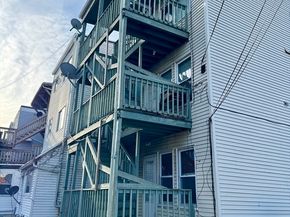 289 Chelsea Steet, Boston MA 02128