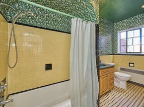 100 Sewall Ave 5, Brookline MA 02446