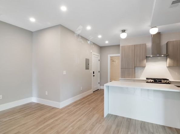 66 Lubec, Boston MA 02128