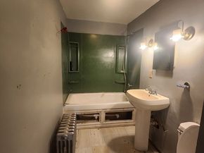 19 Kittredge St, Leominster MA 01453