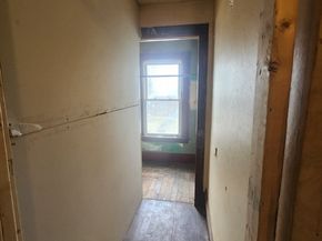 19 Kittredge St, Leominster MA 01453