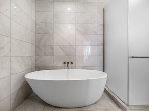 430 Stuart St 27D, Boston MA 02116