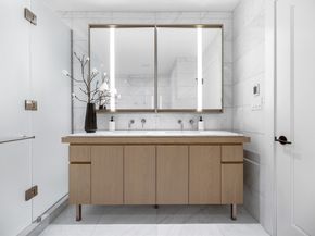 430 Stuart St 27D, Boston MA 02116