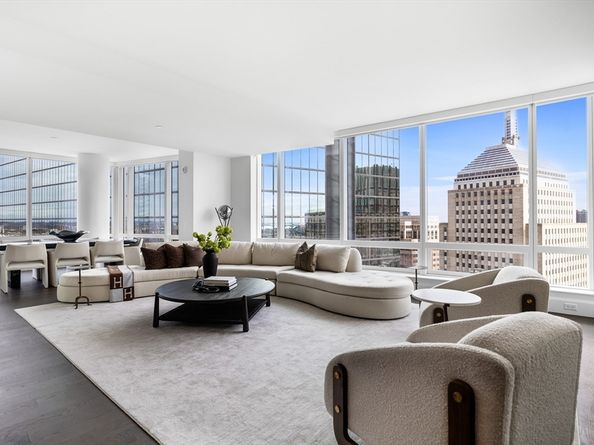 430 Stuart St 27D, Boston MA 02116