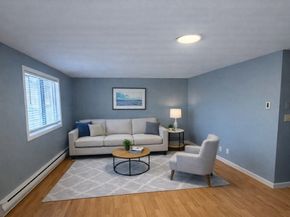 16 Cleveland Pl 11, Gloucester MA 01930