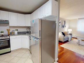 21 Staples Ave 26, Everett MA 02149