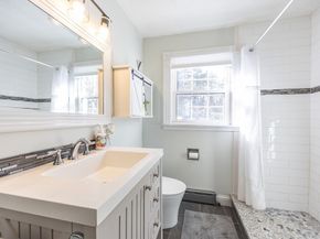 279 S Main St, Hopedale MA 01747