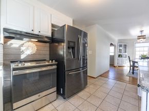 279 S Main St, Hopedale MA 01747