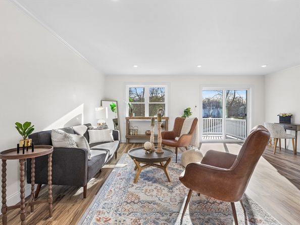 43 High St B, Gloucester MA 01930