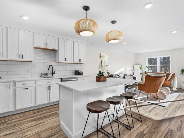 43 High St B, Gloucester MA 01930