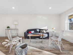 43 High St B, Gloucester MA 01930