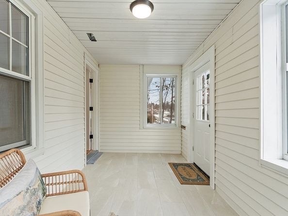 42 N Worcester Ave, Worcester MA 01606