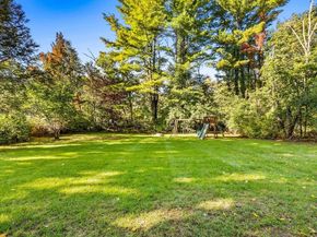 8 Waveney Rd, Framingham MA 01701