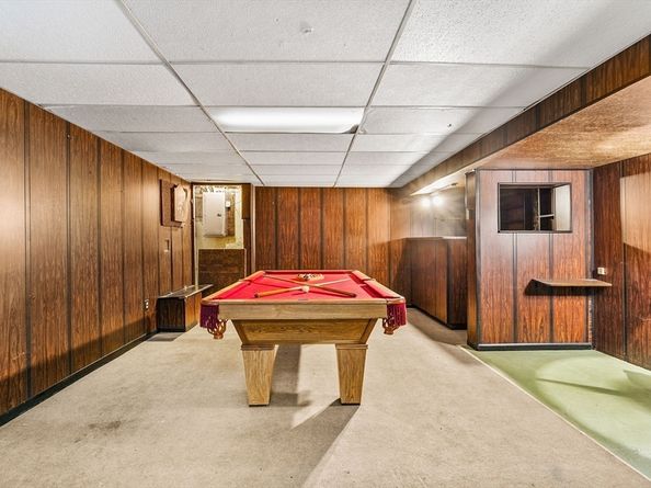 8 Waveney Rd, Framingham MA 01701