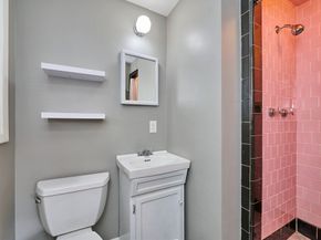 8 Waveney Rd, Framingham MA 01701