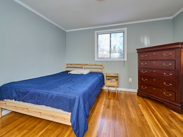 8 Waveney Rd, Framingham MA 01701