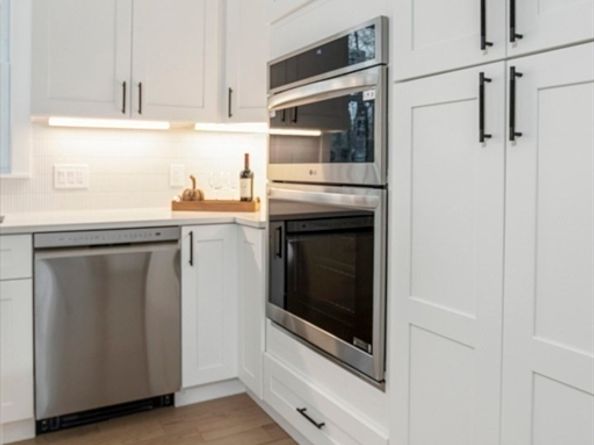 63 Kellogg St, Framingham MA 01701