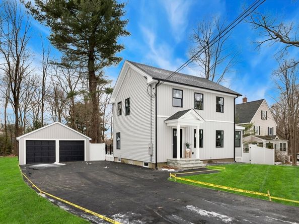 63 Kellogg St, Framingham MA 01701