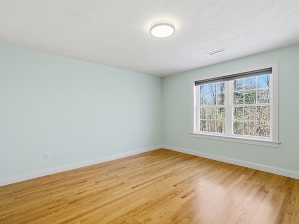 2 Turtle Lane 2, Sterling MA 01564