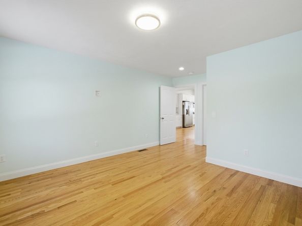 2 Turtle Lane 2, Sterling MA 01564