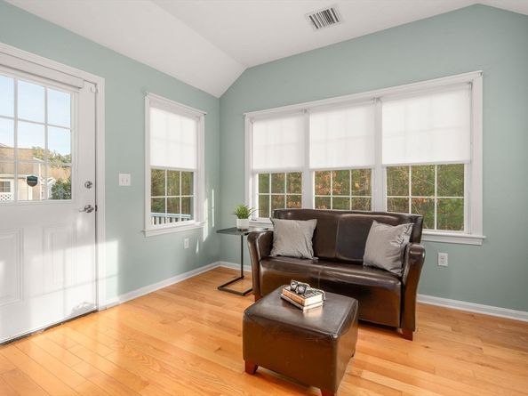 42 Brewster Rd 42, Stoughton MA 02072