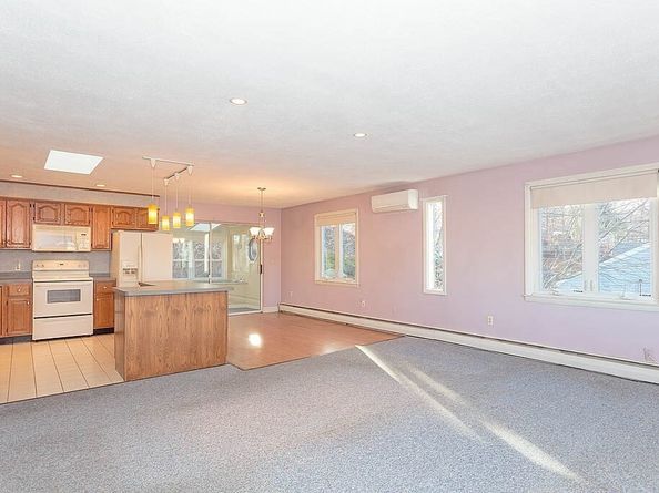 340 Essex St, Saugus MA 01906