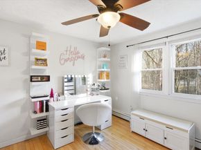 557 Fowler Rd, Northbridge MA 01534