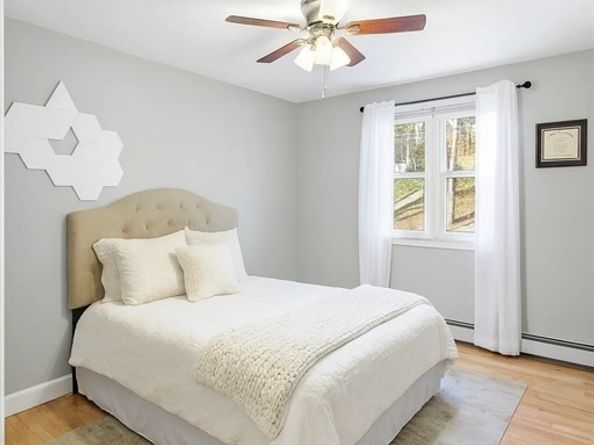 557 Fowler Rd, Northbridge MA 01534