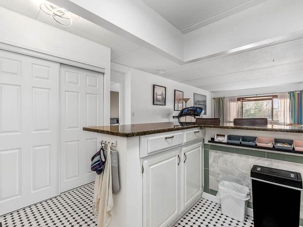 4975 Washington 306, Boston MA 02132