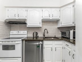 4975 Washington 306, Boston MA 02132