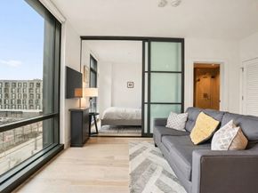 32 Traveler St 411, Boston MA 02118