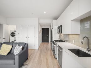 32 Traveler St 411, Boston MA 02118